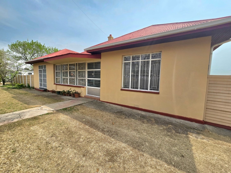 5 Bedroom Property for Sale in Bethlehem Free State